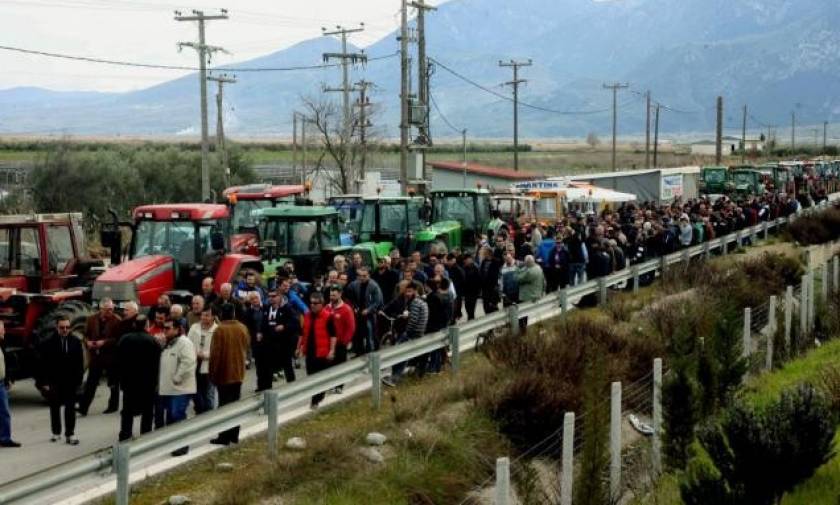 Η Βουλγαρία ζητά παρέμβαση της ΕΕ για τα μπλόκα των Ελλήνων αγροτών