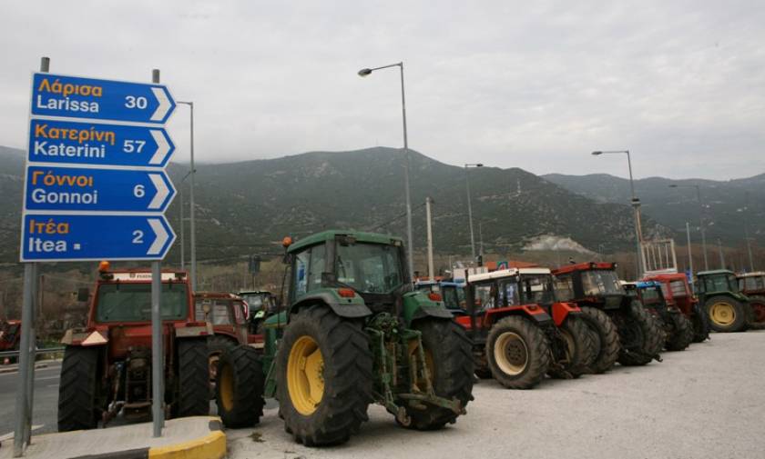 Ένταση στα Τέμπη: Δυσαρεστημένοι οι αγρότες με Τσίπρα – Κλείνει και η γέφυρα του Στομίου