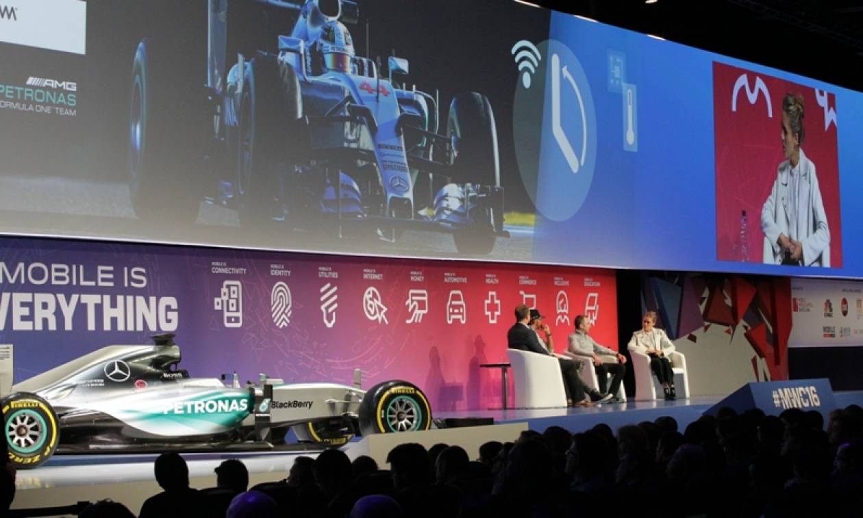 MWC: Τι κάνει ένας πρωταθλητής της F1 σε ένα συνέδριο για την κινητή τηλεφωνία;