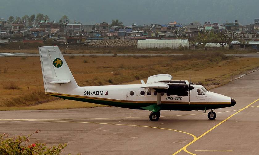 Συντριβή αεροπλάνου στο Νεπάλ – Σοροί εντοπίστηκαν γύρω από τα συντρίμμια