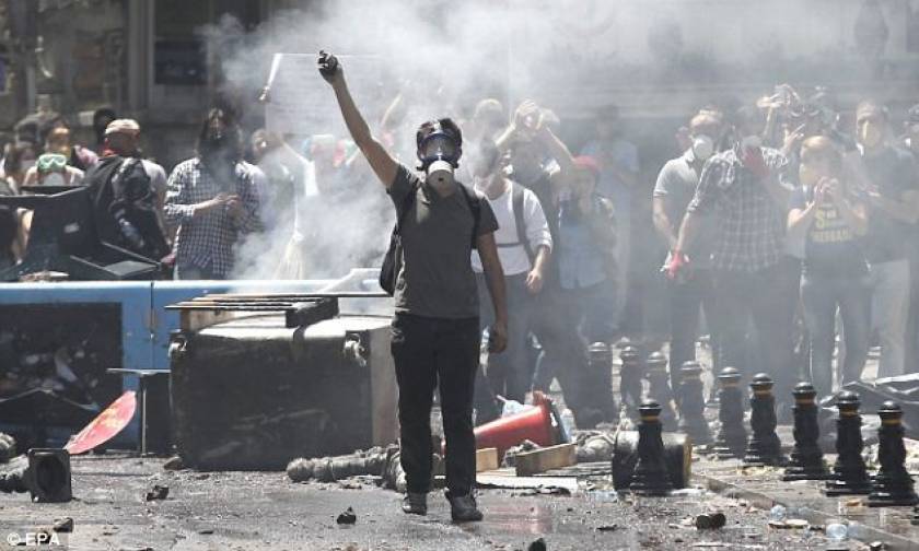 Τουρκία: Επεισόδια αστυνομίας - διαδηλωτών στο κουρδικό Ντιγιάρμπακιρ