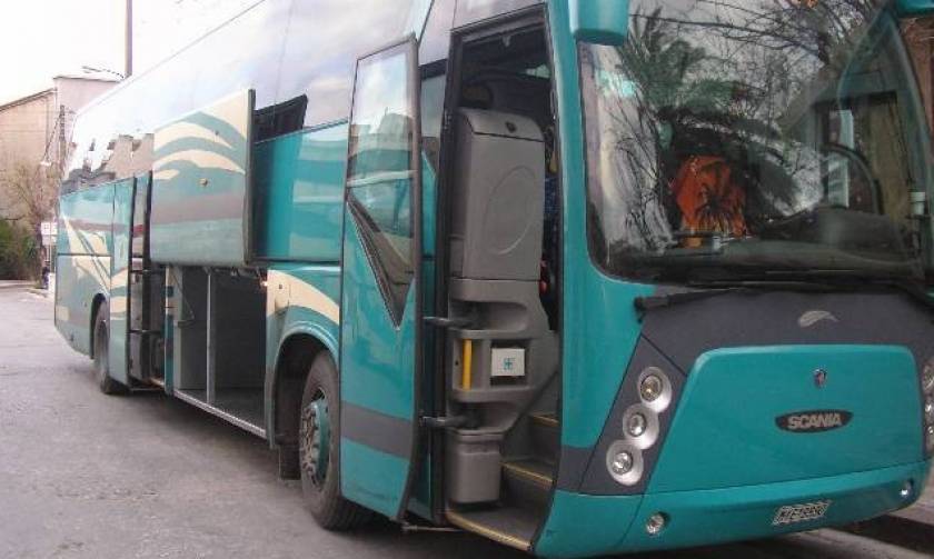 Καβάλα: Μέσα σε λεωφορεία θα διανυκτερεύσουν 900 πρόσφυγες