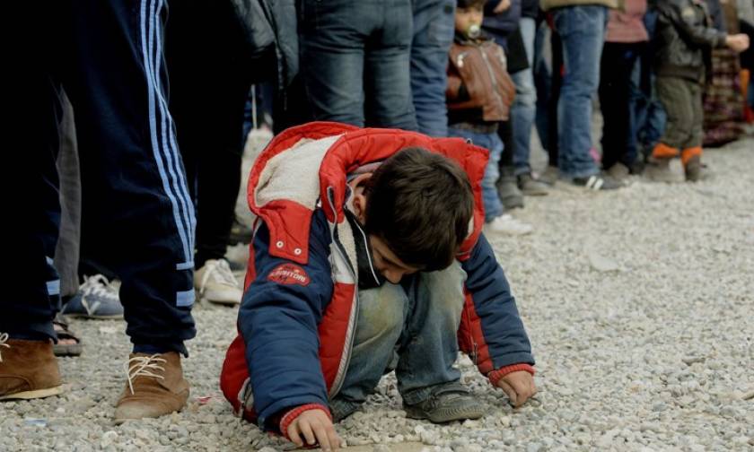 «Ασφυκτιά» η Ειδομένη: Ούτε ένας πρόσφυγας δεν πέρασε τα ελληνοσκοπιανά σύνορα