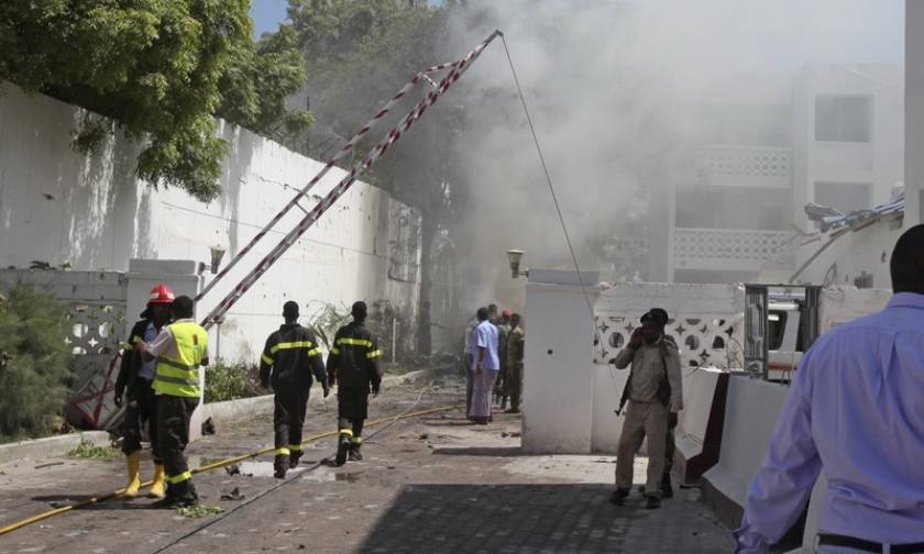Μακελειό στη Σομαλία με 40 νεκρούς και 70 τραυματίες από διπλή βομβιστική επίθεση