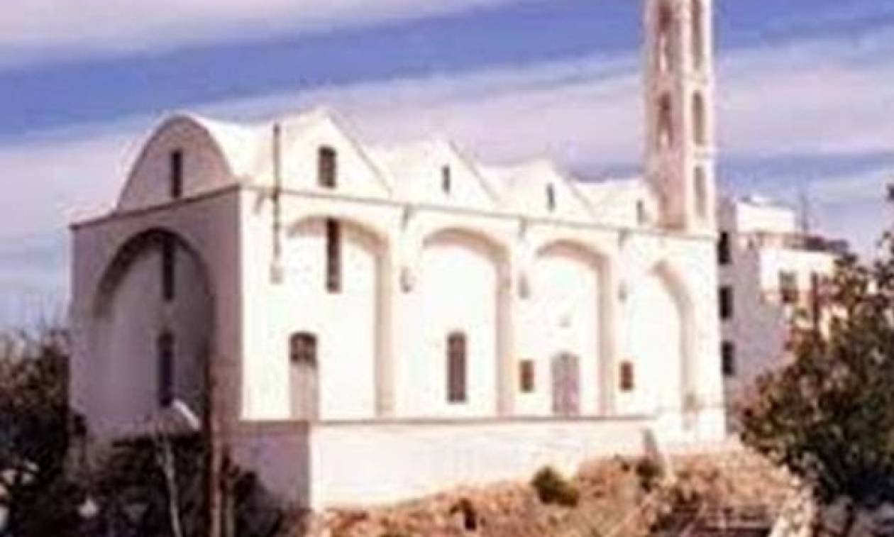 Καταστρέφεται η εκκλησία του Αρχαγγέλου στην Κερύνεια