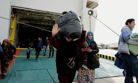 Μυτιλήνη: Δεν εκδίδονται εισιτήρια πλοίων για πρόσφυγες και μετανάστες