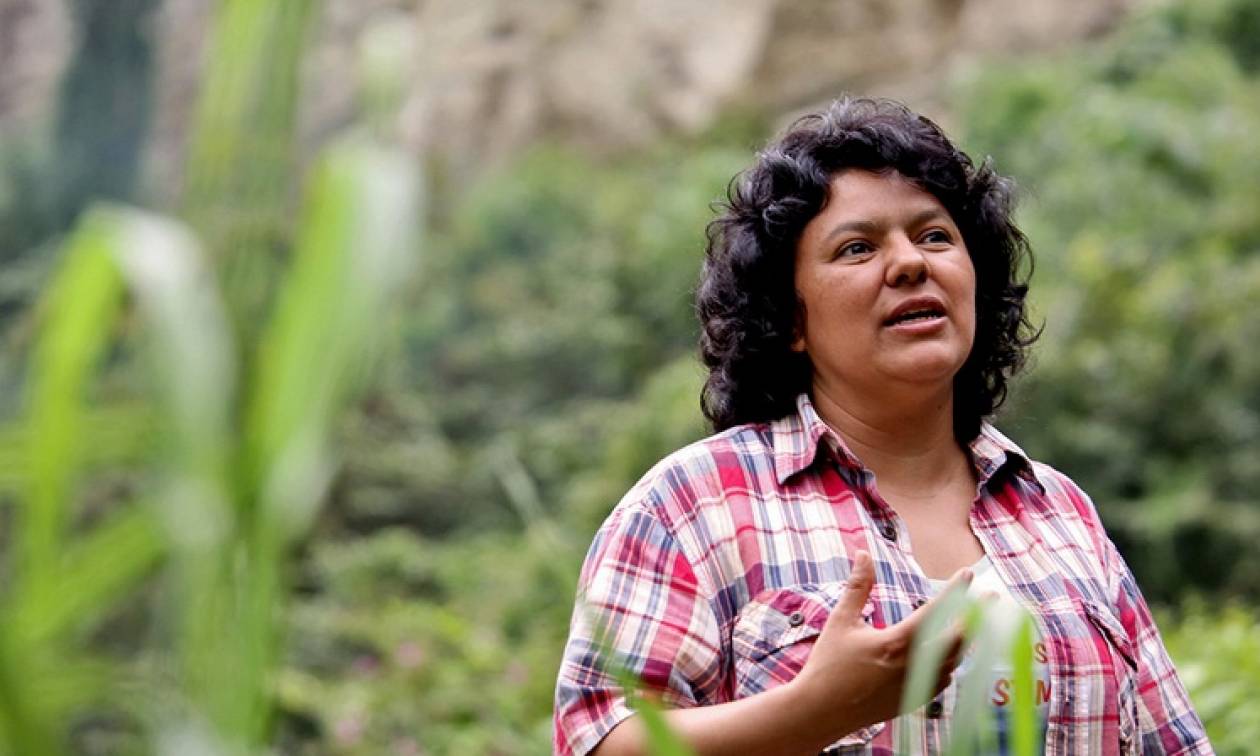 Ονδούρα: Δολοφονήθηκε η οικολόγος ακτιβίστρια Μπέρτα Κάσερες