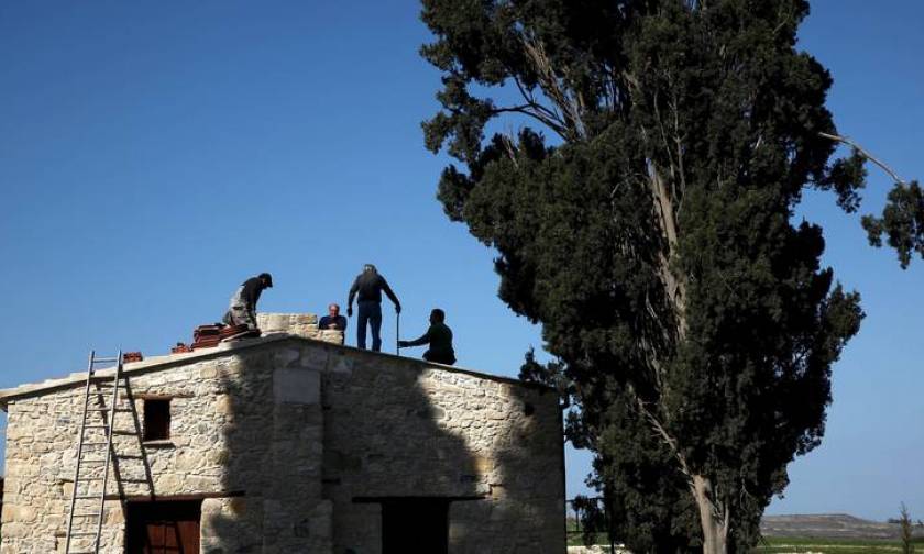 Το Κυπριακό δεν λύνεται με δηλώσεις, λέει ο κυβερνητικός εκπρόσωπος