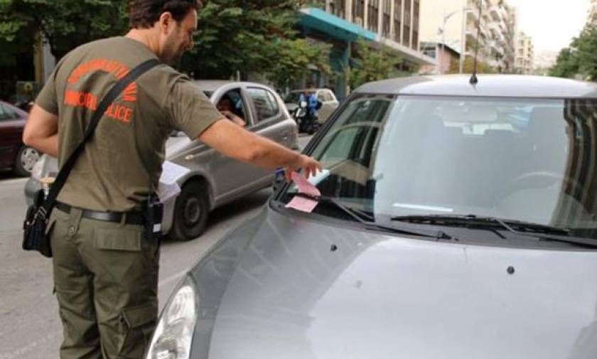 Πάνω από 9.000 παραβάσεις του ΚΟΚ βεβαίωσε τον Φεβρουάριο η Δημοτική Αστυνομία Θεσσαλονίκης