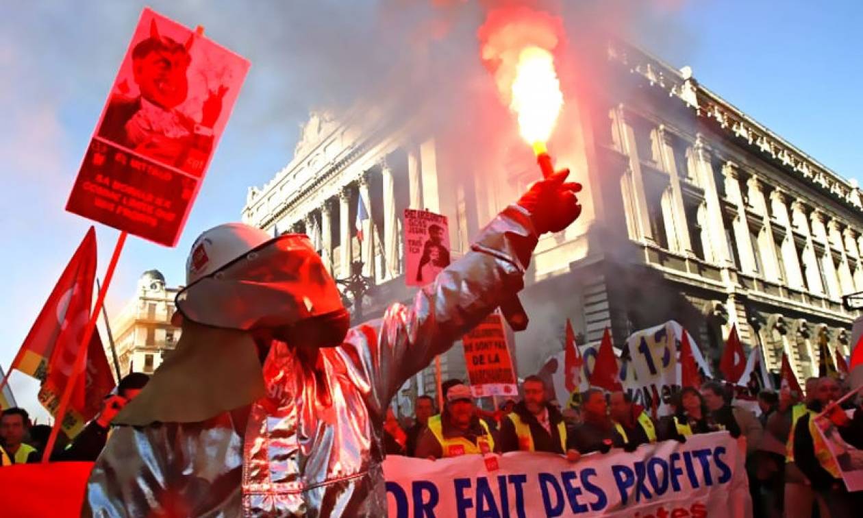 «Στους δρόμους» σήμερα η Γαλλία ενάντια στο νομοσχέδιο Ολάντ για τα εργασιακά