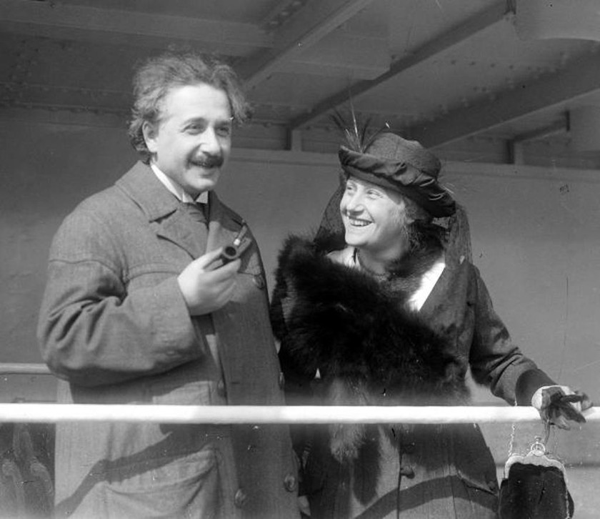 Άλμπερτ Αϊνστάιν: Η γέννηση της… σύγχρονης επιστήμης! (photos+videos)