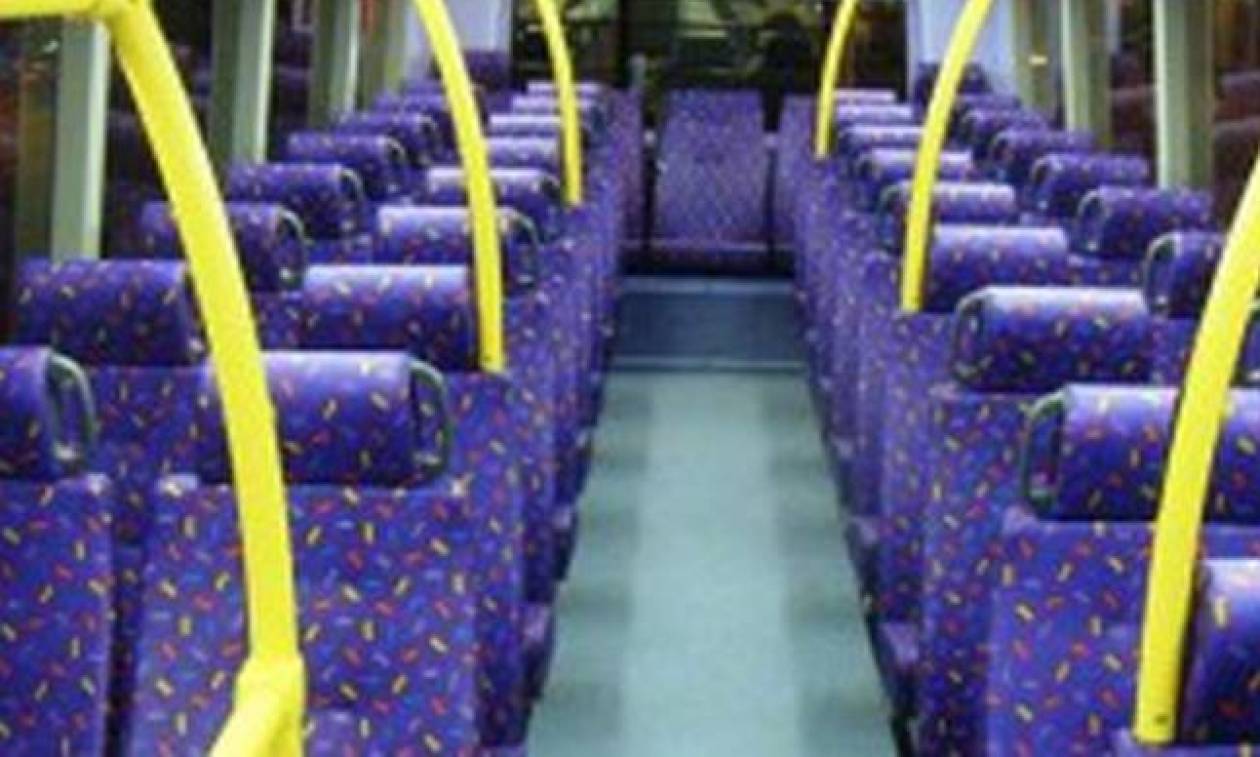 Γνωρίζεις γιατί τα καθίσματα των λεωφορείων είναι πάντα πολύχρωμα; (video)