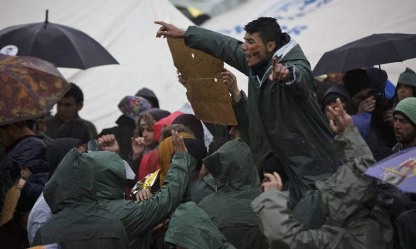 Προσφυγικό: Νέο «χάδι» στα Σκόπια από την Αυστρία!