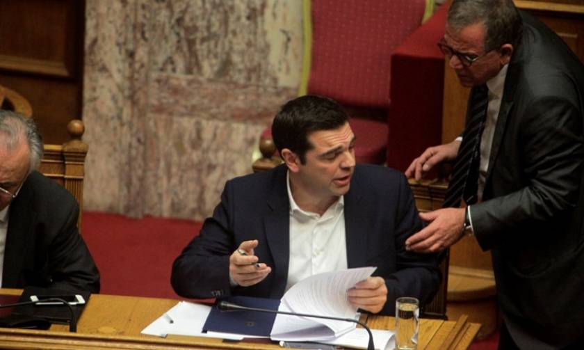 Η κυβέρνηση καλύπτει ευθαρσώς τον Μουζάλα για τη δήλωση περί «Μακεδονίας»