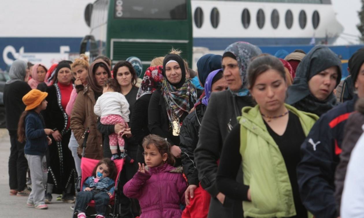 Λιμάνι Πειραιά: 600 επιπλέον πρόσφυγες και μετανάστες έφτασαν το πρωί