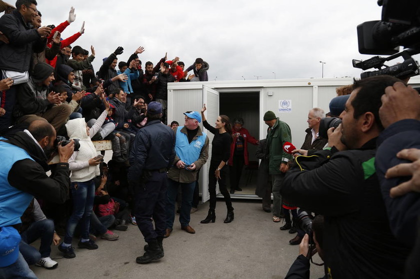 Στην Αθήνα η Αντζελίνα Τζολί - Θα επισκεφθεί κέντρα φιλοξενίας προσφύγων