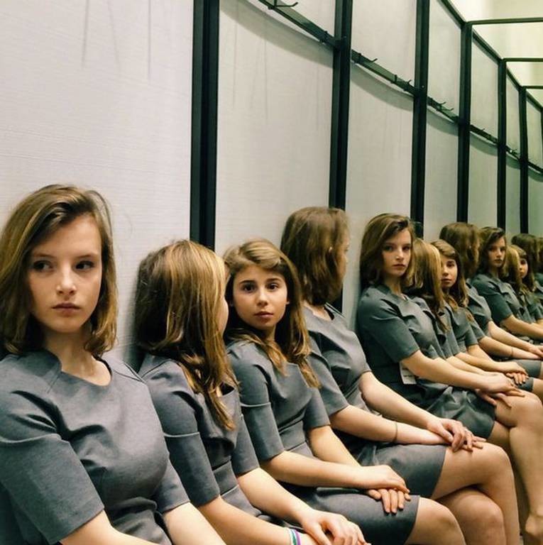 Η φωτογραφία που έχει «τρελάνει» το διαδίκτυο: Εσείς πόσα κορίτσια βλέπετε; 