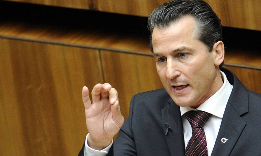 Σάλος από δήλωση Αυστρικού βουλευτή: Συνέκρινε τους πρόσφυγες με «Νεάντερταλ»