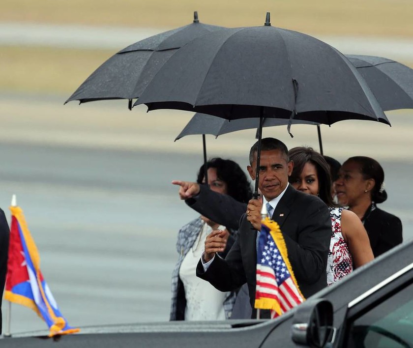 Ο πρόεδρος Ομπάμα έφθασε στην Κούβα – Δείτε τι έγραψε στο Twitter καθώς προσγειωνόταν στην Αβάνα