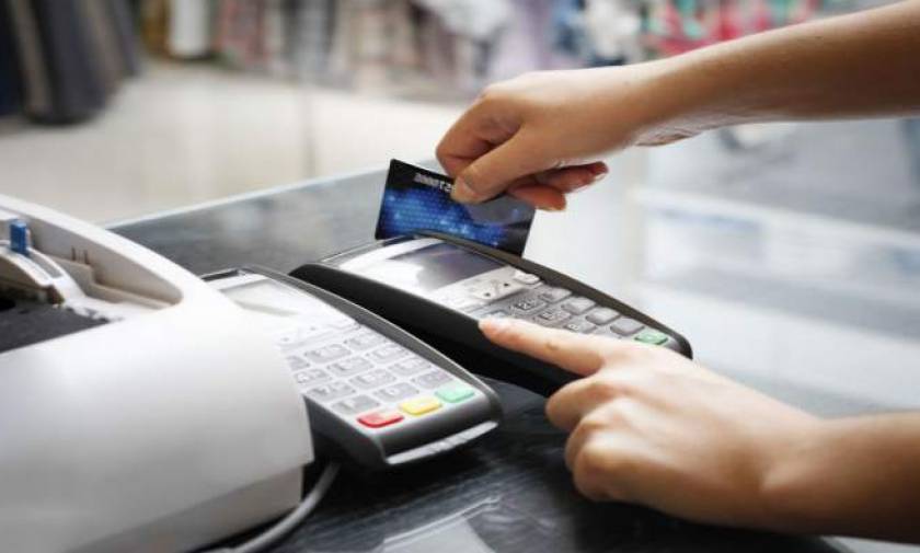 Τέρμα στις επιβαρύνσεις για πληρωμές με κάρτες