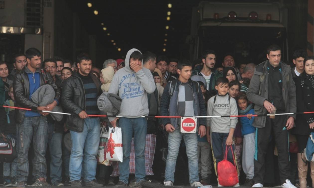 Κανένα «φρένο» στις προσφυγικές ροές παρά τη συμφωνία - Σε ελληνικά νησιά 25 Τούρκοι παρατηρητές