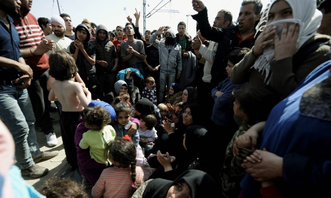 Προσφυγικό: Περιοδεία Ξανθού στην Ειδομένη