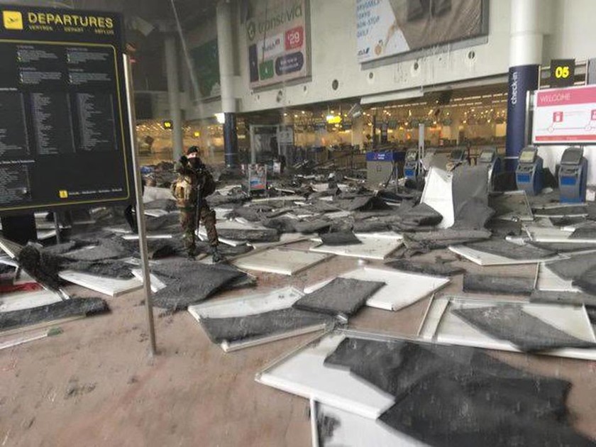 Βίντεο - σοκ: Η στιγμή των εκρήξεων στο αεροδρόμιο των Βρυξελλών