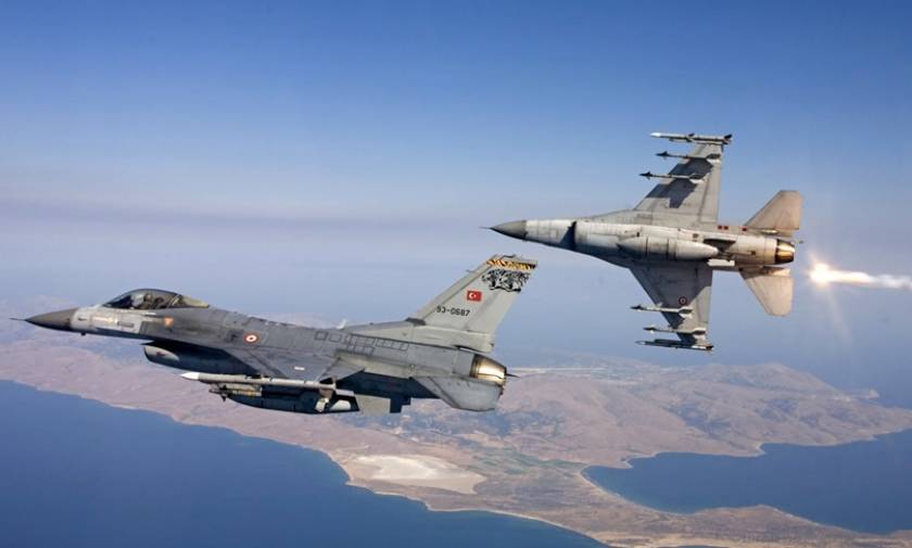 Ξέφυγαν οι Τούρκοι: 10 πολεμικά αεροσκάφη στο Αιγαίο