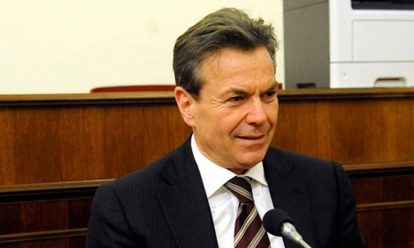 Αρνήθηκε ο Πετρόπουλος τα περί έκτακτου φόρου για τα ελλείμματα των Ταμείων