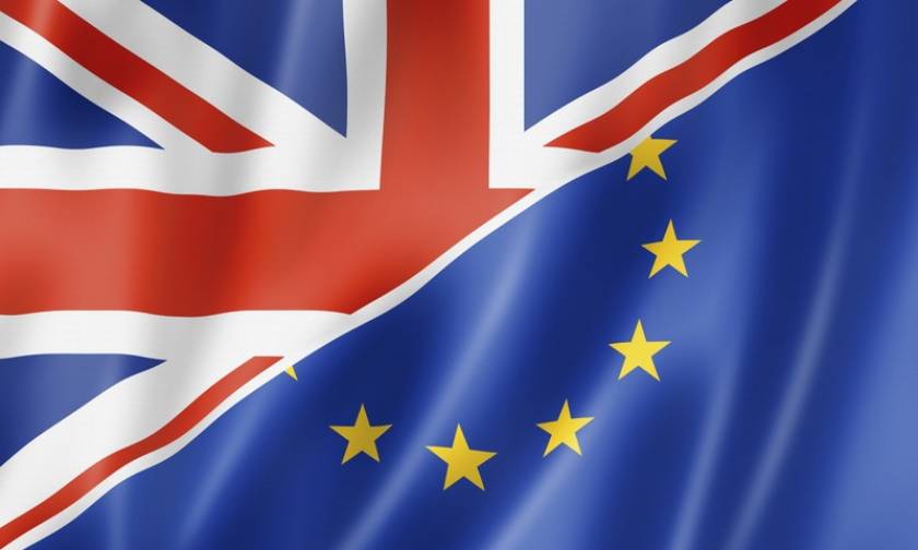 Βρετανία: Δημοσκόπηση δείχνει προβάδισμα υπέρ της παραμονής της χώρας στην ΕΕ