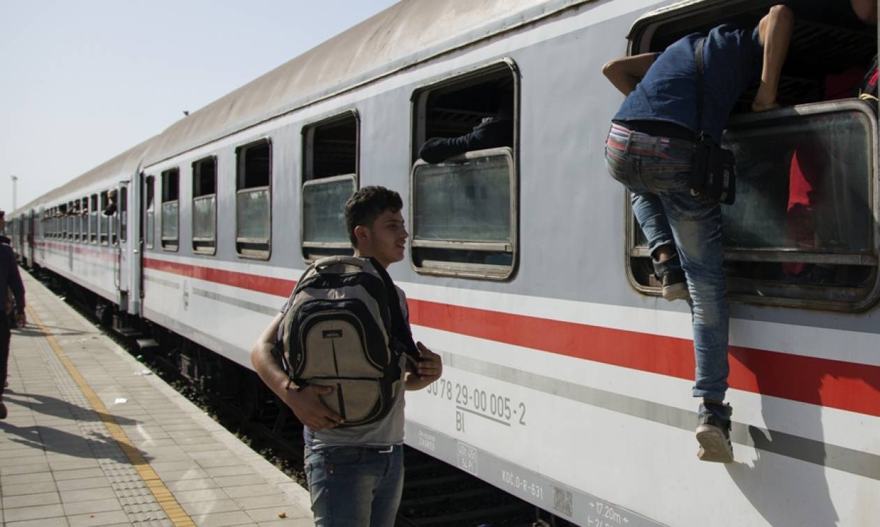 Κομισιόν: Τη Δευτέρα επαναπροωθούνται 500 πρόσφυγες από την Ελλάδα στην Τουρκία