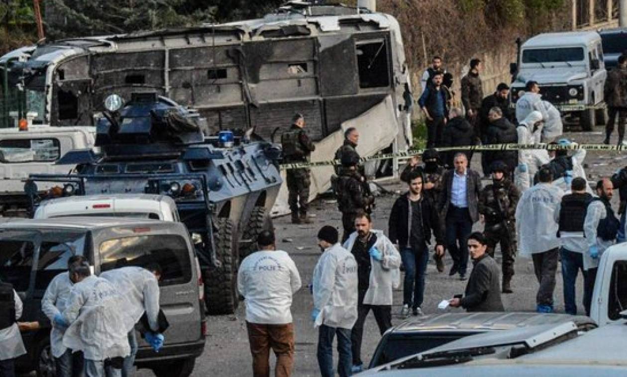 Το PKK ανέλαβε την ευθύνη για την επίθεση στο Ντιγιάρμπακιρ – Νταβούτογλου: Δεν τους φοβόμαστε