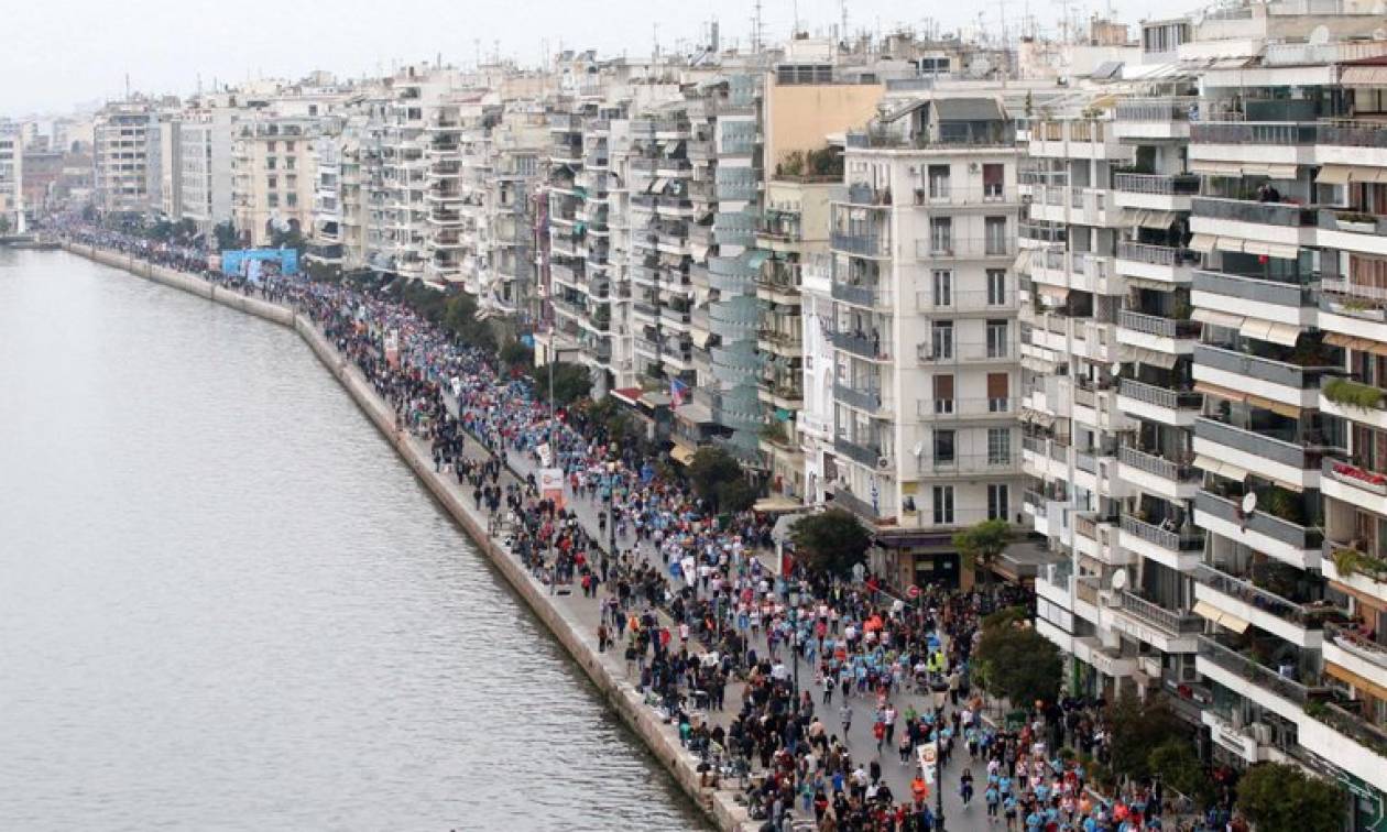 Θεσσαλονίκη: Χιλιάδες δρομείς στον 11ο Μαραθώνιο «Μέγας Αλέξανδρος» (pics)