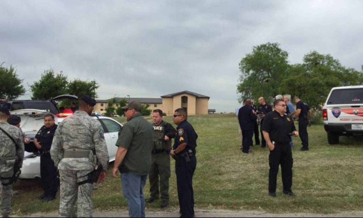 Πυροβολισμοί με δύο νεκρούς σε αεροπορική βάση στο Τέξας