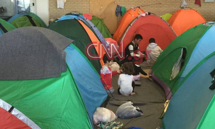 Παιδιά ενός κατώτερου Θεού: Τραγικές οι συνθήκες στο Ελληνικό για περισσότερους από 6.000 πρόσφυγες