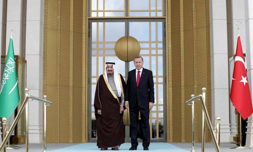 Τουρκία: Ο Ερντογάν υποδέχθηκε τον βασιλία της Σαουδικής Αραβίας