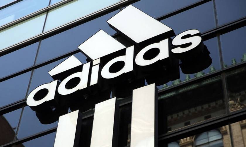 Handelsblatt: Αθλητικά και φόρμες από πλαστικά απορρίμματα δημιουργεί η Adidas