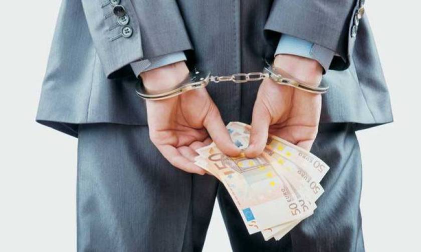 «Ευρηματικός» εκβιαστής: Δείτε πώς απέσπασε χιλιάδες ευρώ από το θύμα του