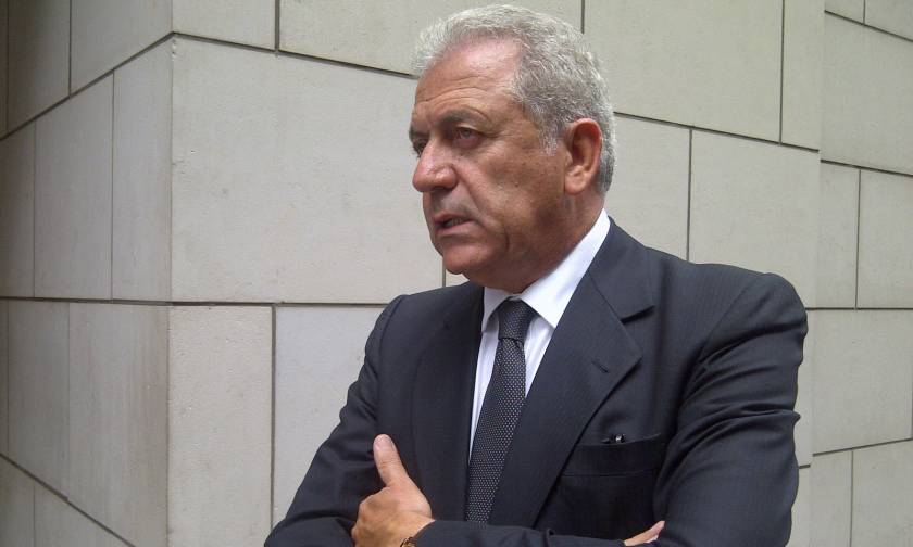 Αβραμόπουλος: «Να χτισθούν φράκτες για να ανακοπούν τα ρεύματα του εθνικισμού»