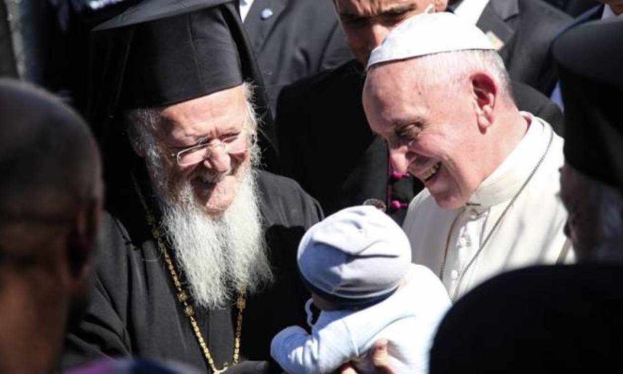 Επίσκεψη Πάπα στη Μυτιλήνη: Όσα δεν έδειξαν οι τηλεοπτικές κάμερες,όλο το παρασκήνιο