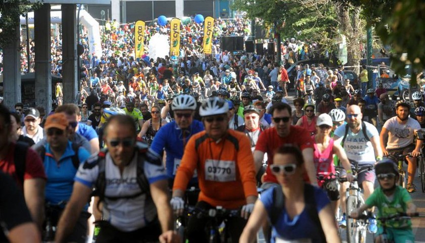 Ολοκληρώθηκε με επιτυχία ο 23ος Ποδηλατικός Γύρος της Αθήνας (photos)