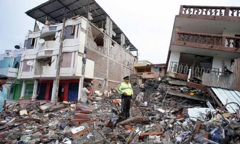 Ισημερινός: Αυξάνεται δραματικά ο αριθμός των νεκρών από τον καταστροφικό σεισμό των 7,8 Ρίχτερ