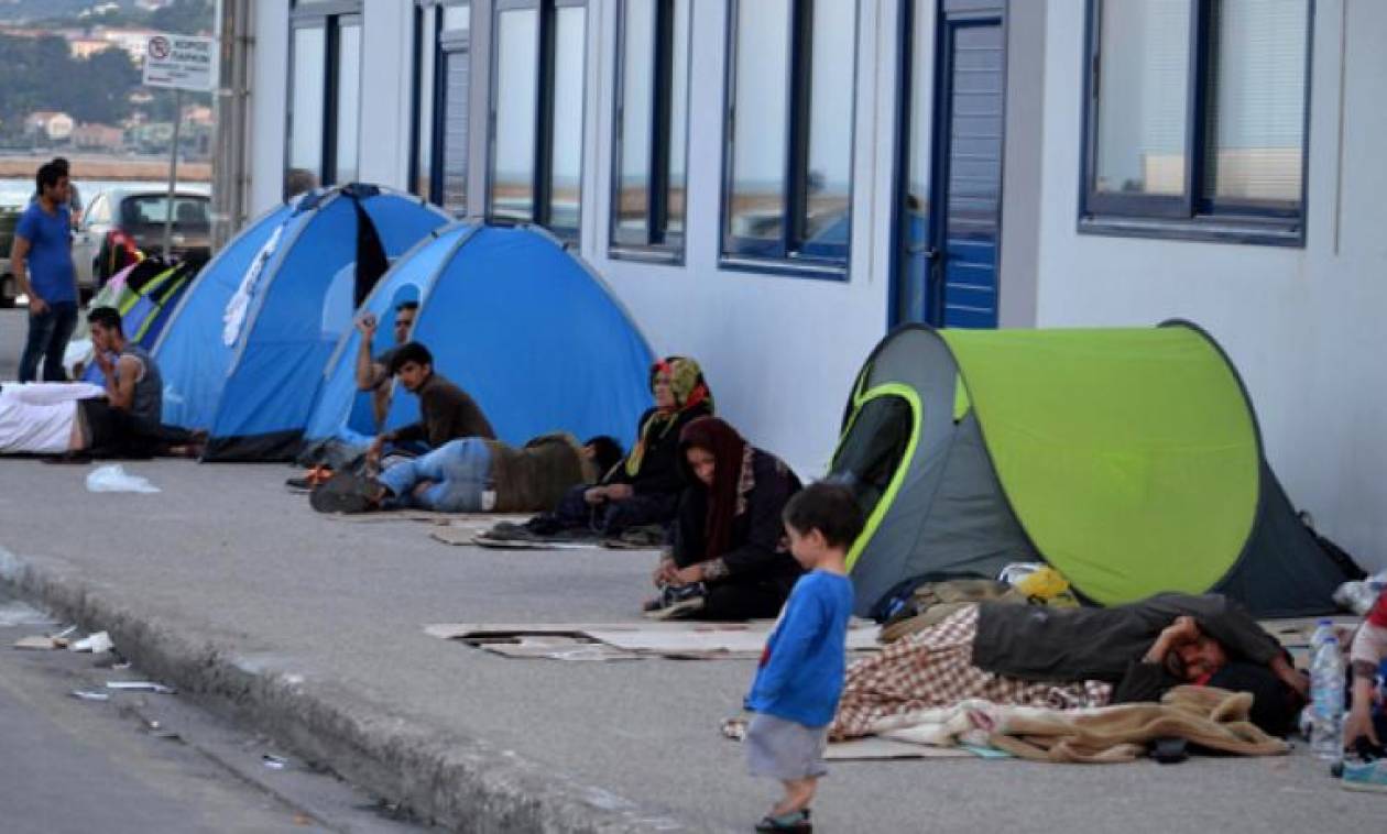 Πειραιάς: Σε 3280 υπολογίζονται πρόσφυγες και μετανάστες - 450 αναχώρησαν για κέντρα φιλοξενίας