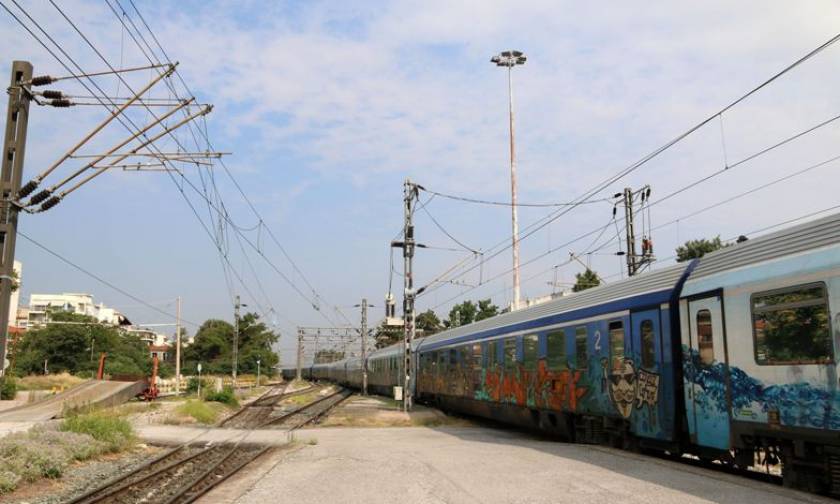 Ασύλληπτη τραγωδία στη Λάρισα – Τρένο παρέσυρε και διαμέλισε 32χρονο