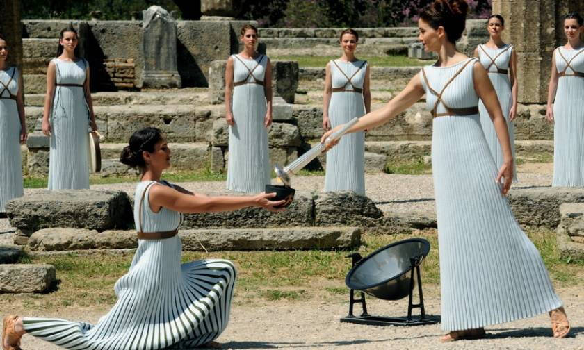 Αρχαία Ολυμπία: Το ταξίδι της Ολυμπιακής φλόγας για τους Ολυμπιακούς Αγώνες το Ρίο