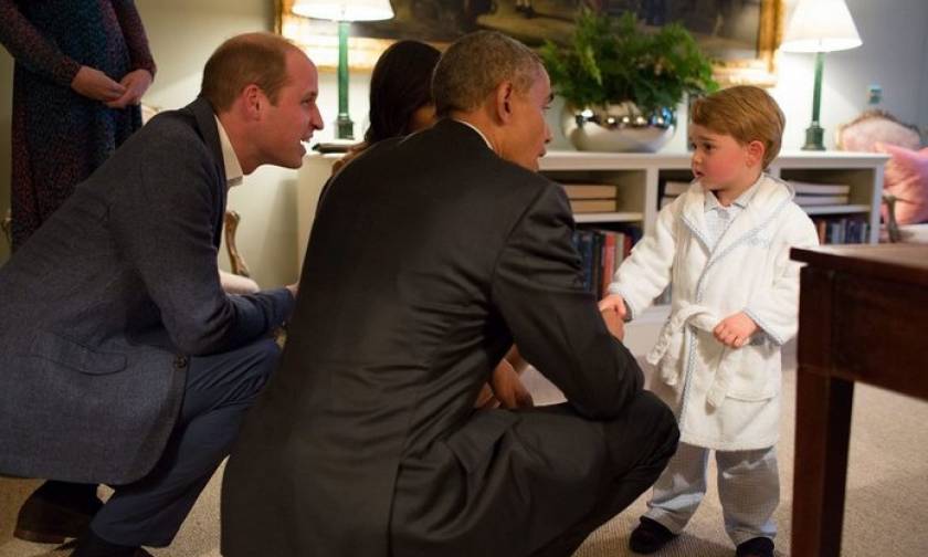 Όταν ο πρίγκιπας Γεώργιος έβαλε τη ρόμπα του και γνώρισε το ζεύγος Ομπάμα!