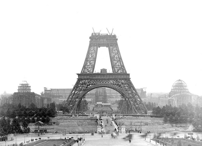 Ο Πύργος του Άιφελ (1888)