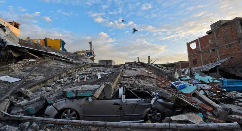 Ανείπωτη η τραγωδία στον Ισημερινό - Στους 646 οι νεκροί από τον φονικό σεισμό
