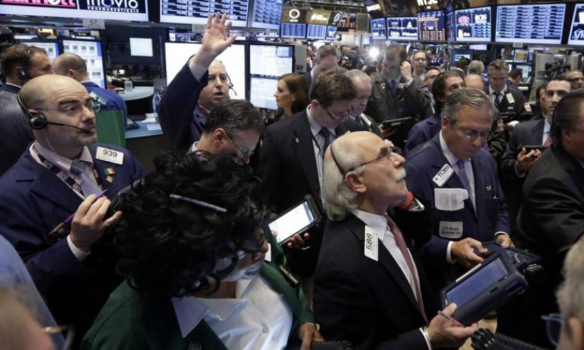 Πτώση στη Wall Street με το βλέμμα στραμμένο στη Fed