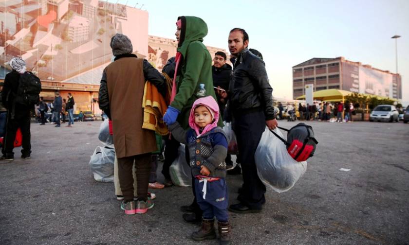 Μειώθηκε ο αριθμός προσφύγων και μεταναστών στο λιμάνι του Πειραιά